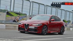 650 lóerős hibrid kupét mutathat be még idén az Alfa Romeo?