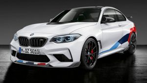 M Performance kiegészítőket kapott a BMW M2 Competition