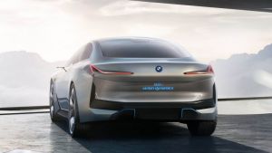 A BMW i4 néven küdi szériába az i Vision Dynamics koncepciót