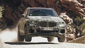 Hivatalos videón a vadonatúj BMW X5 – ősszel érkezik