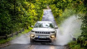 A Jeep is magyar hírességekkel népszerűsíti terepjáróit