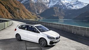 Egyterű kozmetika – felfrissült a BMW 2-es Active és Gran Tourer